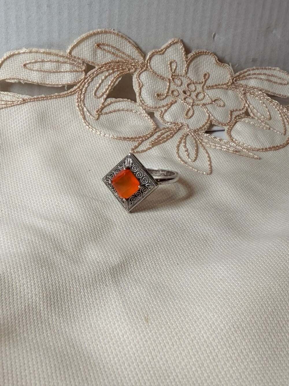 Vintage Ireland SW 925 Sterling Silver Orange Carnelian Filigree Ring
